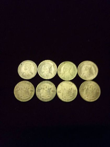 เหรียญ 1 บาท สมเด็จย่า 75 พรรษา ปี2518 เหรียญกษาปณ์ที่ระลึกพระชนมายุครบ 75 พรรษา สมเด็จพระศรีนครินทราบรมราชชนนี
สภาพสวยเดิม เจ้าของเก็บสะสม รูปที่ 12
