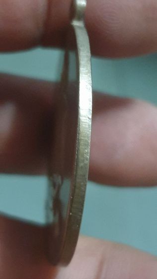 เหรียญจิ๊กโก๋ใหญ่หลวงพ่อเงินวัดดอนยายหอมปี 06(ติดจอง) รูปที่ 14