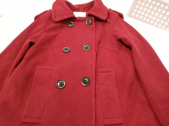 Coat Over เสื้อโค้ทผู้หญิง size S สีแดงเลือดหมู อก 34 ยาว 29 ไหล่กว้าง 13 แขนยาว 21 นิ้ว สภาพดี ใช้งานน้อยครั้ง รูปที่ 7