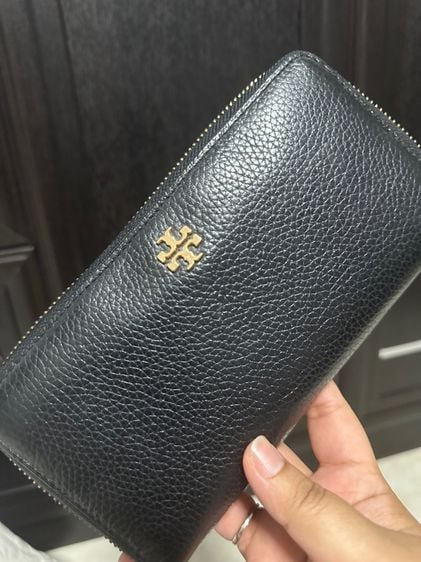 Tory Burch รุ่น Carter Leather Continental Wallet
