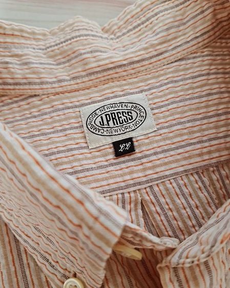 เสื้อ JPRESS แบรนด์อเมริกา ลายทางยาวเล็กๆ size อก 23" ไหล่ 20.2"  แขน 10.5" ยาว 32.5" ผ้า Cotton 100 สภาพดีไม่มีตำหนิ รูปที่ 1