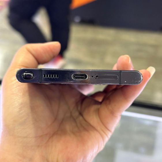 Samsung S22 Ultra 5G 256GB สีดำ เครื่องศูนย์ สภาพสวย ขอบบอดี้มีรอยบ้าง จอ6.8นิ้ว แรม12รอม256 Snap8 Gen1 กล้อง108ล้าน(4ตัว)🔥🔥 รูปที่ 5