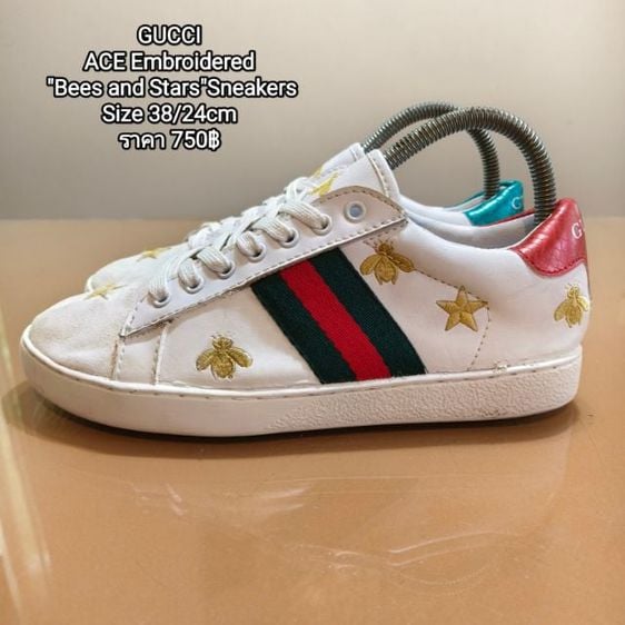 GUCCI 
ACE Embroidered "Bees and Stars"Sneakers 
Size 38ยาว24cm