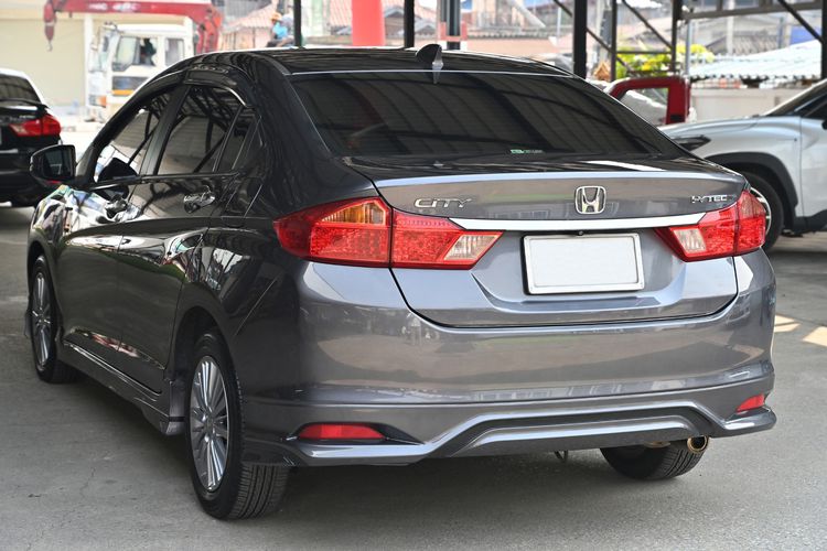 Honda City 2015 1.5 V Plus i-VTEC Sedan เบนซิน ไม่ติดแก๊ส เกียร์อัตโนมัติ เทา รูปที่ 4