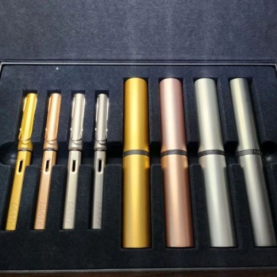 ปากกาหมึกซึม Gift Set LAMY Al-stat LX
ขนาด Nib F (0.5) 4ด้าม 4 สี  รูปที่ 2