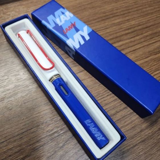 ปากกาหมึกซึม LAMY Safari รุ่น USA 2019 รูปที่ 3