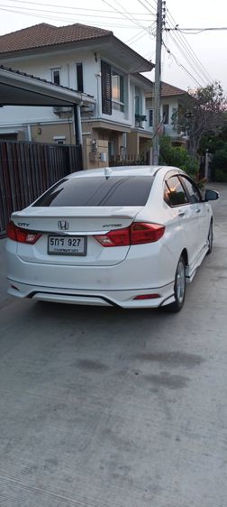 Honda City 2016 1.5 V Sedan เบนซิน เกียร์อัตโนมัติ ขาว รูปที่ 4