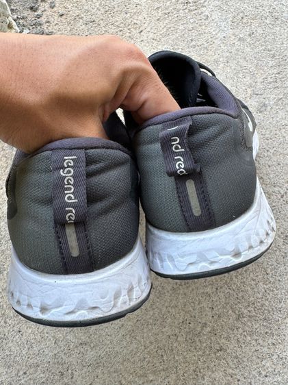 รองเท้าวิ่ง Nike react รูปที่ 2