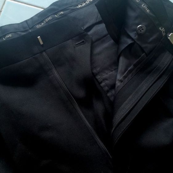 ❌❌❌ขายแล้ว❌❌❌John Pearse
London Tailor
Black single pleat 
wool trousers
made in Japan w32-34
🎌🎌🎌 รูปที่ 6