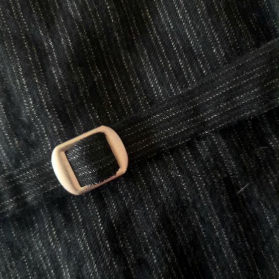 R.Newbold
by Paul Smith
Endlish wool pinstripe Flecks vest
made in Japan
🎌🎌🎌 รูปที่ 8