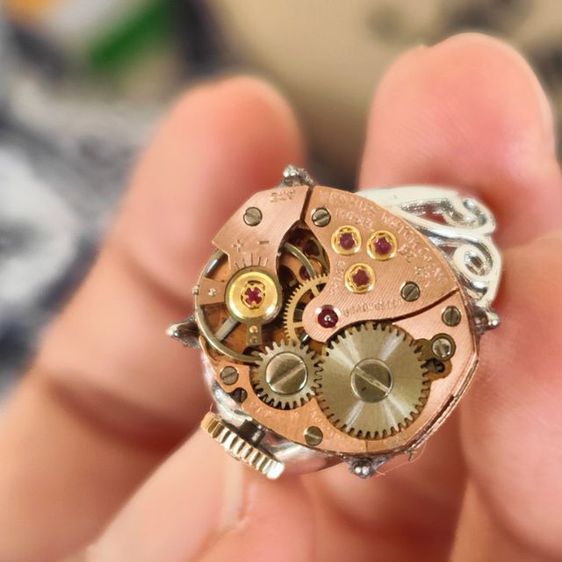แหวนวินเทจอทำจากตัวเครื่องนาฬิกาวินเทจ งาน handmade
