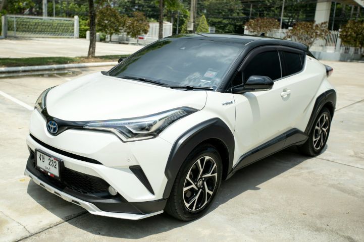 Toyota C-HR 2020 1.8 Hybrid Hi Utility-car ไฮบริด ไม่ติดแก๊ส เกียร์อัตโนมัติ ขาว รูปที่ 2