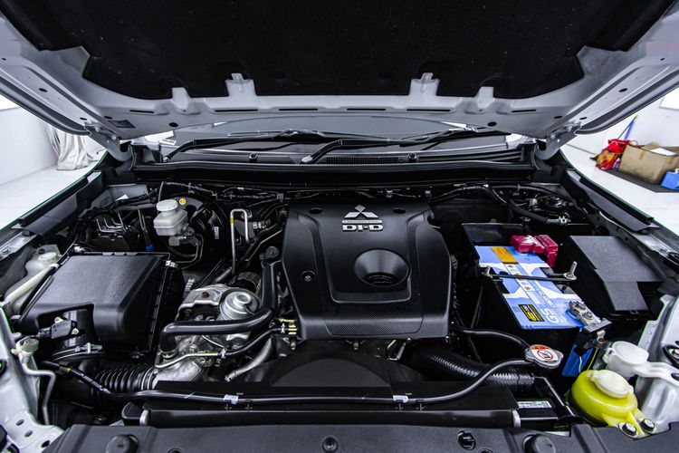 Mitsubishi Pajero Sport 2021 2.4 GT Premium Utility-car ดีเซล เกียร์อัตโนมัติ เทา รูปที่ 4