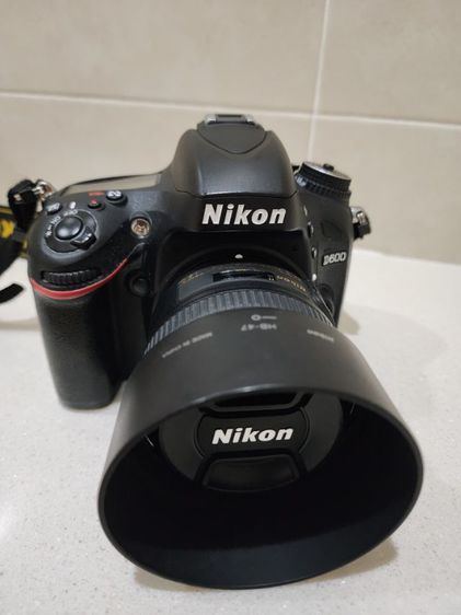 กล้อง DSLR กล้อง Nikon D600 กับ 3 เลนส์ ยกชุด 24mm 1.4 50mm 1.8 105mm 2.8 macro สภาพดีมาก