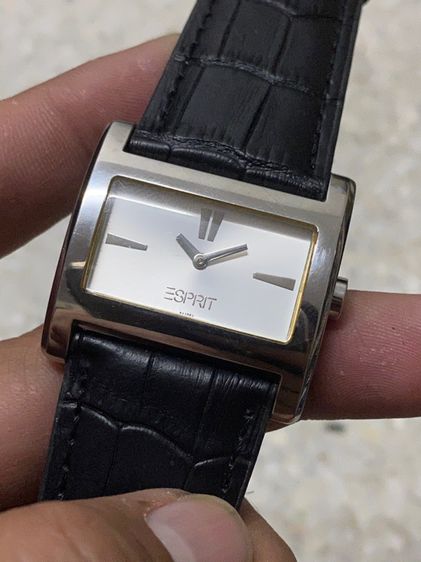 นาฬิกายี่ห้อ ESPRIT  ของแท้มือสอง สแตนเลสทั้งเรือน  กระจกใส เรือนใหญ่สายเปลี่ยนใหม่  850฿ รูปที่ 2