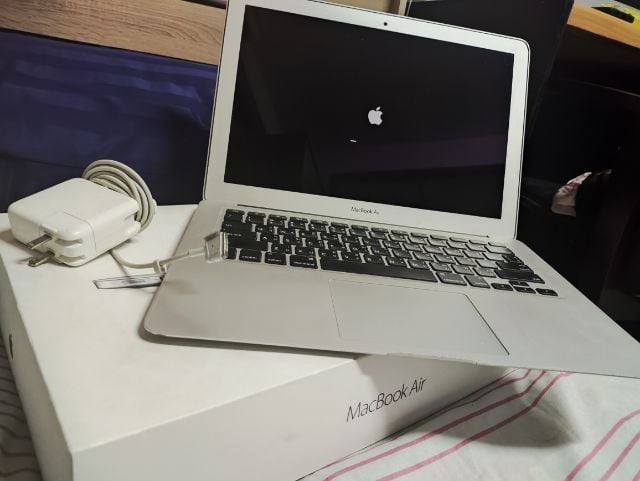 Macbook Air 13" 2015  รูปที่ 3