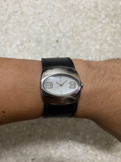 นาฬิกายี่ห้อ DKNY  ควอทซ์ ของแท้มือสอง สายหนังเปลี่ยนใหม่  850฿ รูปที่ 8