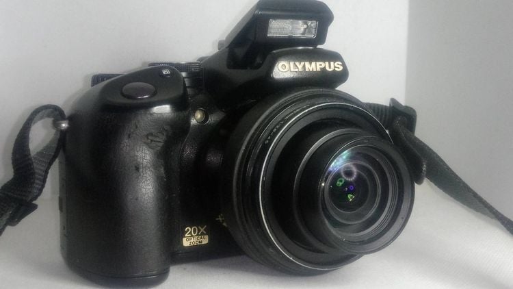 กล้อง DSLR ไม่กันน้ำ Olympus SP-570 UZ จอแตก