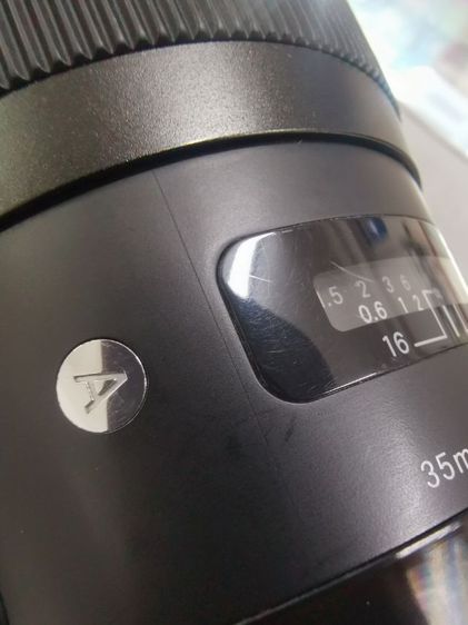 
 LENS SIGMA art 35mm 
    F1.4 DG for Canon สภาพใหม่ 85 การใช้งานสมบูรณ์
 เล็นส์ใส ไม่ฝ้า ไม่รา
อุปกรณ์ ฝาปิด หน้า  หลัง ฮูด
ประกัน 1 เดือน รูปที่ 6