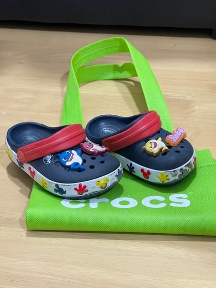 รองเท้าเด็ก Crocs รูปที่ 1