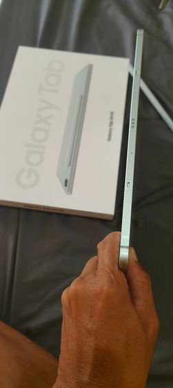 Samsung galaxy tab s9fe WiFi สีเขียวมิ้นท์ อุปกรณ์ครบกล่อง รูปที่ 3