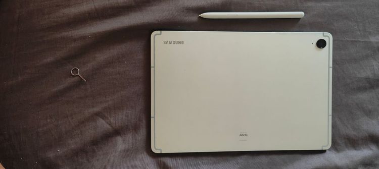 Samsung galaxy tab s9fe WiFi สีเขียวมิ้นท์ อุปกรณ์ครบกล่อง รูปที่ 5