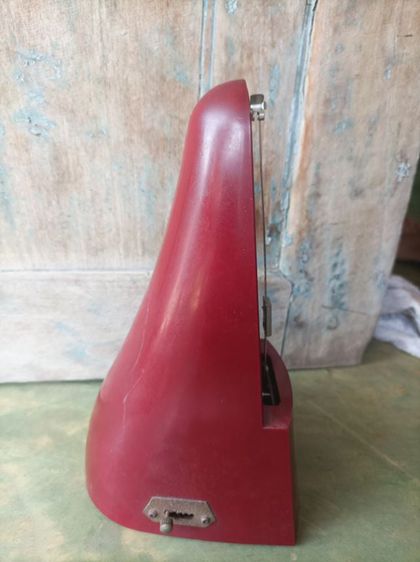 vintage metronome Seiko made in Japan ขนาด21x10x12cm ขาดฝาปิดหน้า สินค้ามือสองจากตู้ญี่ปุ่น
 รูปที่ 8
