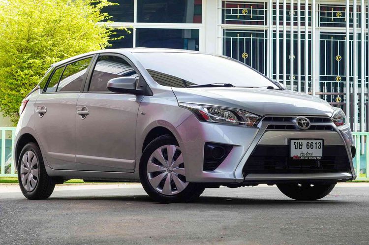 Toyota Yaris 2015 1.2 J Sedan เบนซิน เกียร์อัตโนมัติ เทา รูปที่ 3