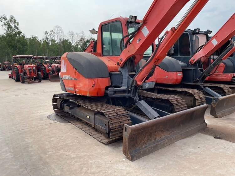 รุ่นใหญ่ ยาว รถขุด 8 ตัน ติดแอร์ รุ่น KX080-3ตู้แอร์  ชั่วโมงน้อย ขายราคาสด 620,000 บาท สนใจโทรสอบถามหรือมาดูที่ร้านเราได้จ้า รูปที่ 11