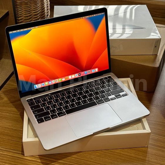Apple Macbook Pro 13 Inch แมค โอเอส 8 กิกะไบต์ อื่นๆ ไม่ใช่ Macbook Pro 13นิ้ว 2020