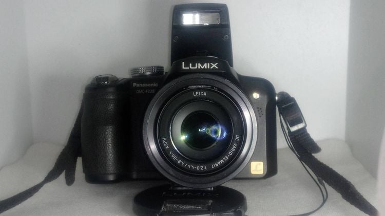 กล้อง DSLR ไม่กันน้ำ Panasonic LUMIX FZ28 เลนส์ LEICA 1944mm. เสีย