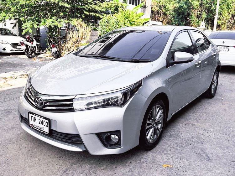 Toyota Altis 2014 1.8 V Sedan เบนซิน ไม่ติดแก๊ส เกียร์อัตโนมัติ เทา