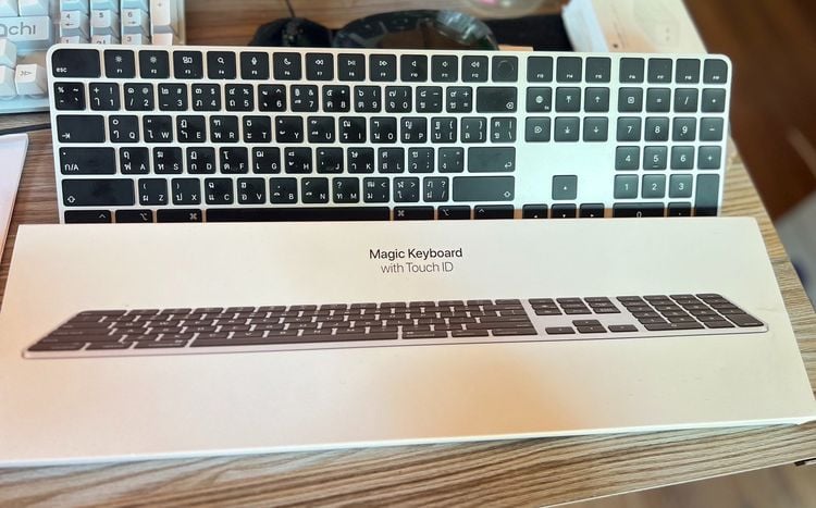 ขาย Apple Magic Keyboard พร้อม Touch ID และปุ่มตัวเลข สำหรับ Mac รุ่นที่มี Apple Silicon - ไทย - ปุ่มสีดำ