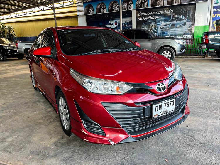 Toyota Yaris ATIV 2019 1.2 J Sedan เบนซิน ไม่ติดแก๊ส เกียร์อัตโนมัติ แดง รูปที่ 3