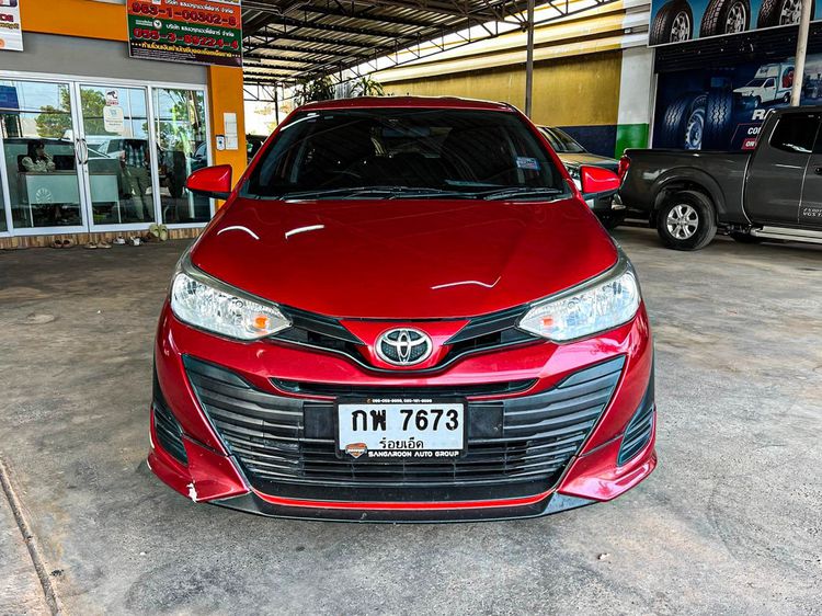 Toyota Yaris ATIV 2019 1.2 J Sedan เบนซิน ไม่ติดแก๊ส เกียร์อัตโนมัติ แดง รูปที่ 2
