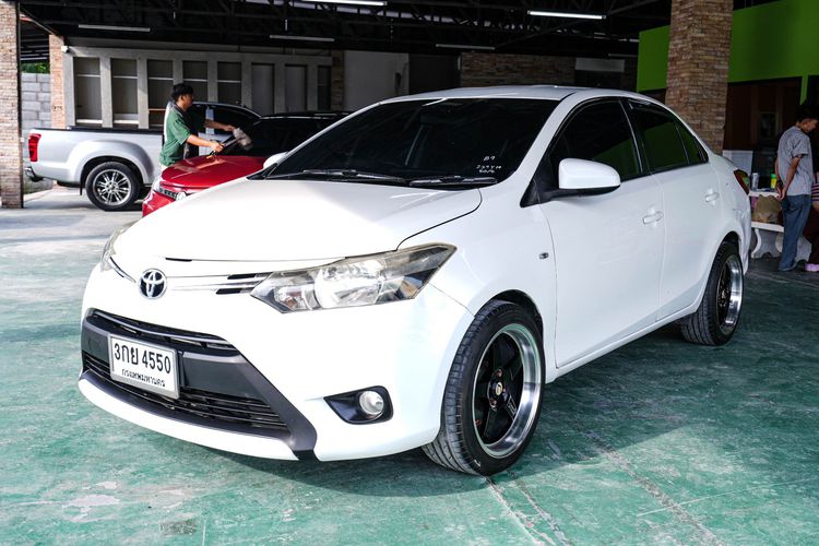 Toyota Vios 2014 1.5 J Sedan เบนซิน ไม่ติดแก๊ส เกียร์อัตโนมัติ ขาว รูปที่ 1