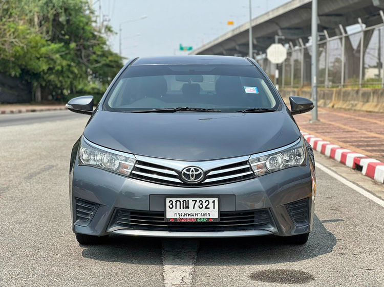 Toyota Altis 2014 1.6 E Sedan เบนซิน ไม่ติดแก๊ส เกียร์อัตโนมัติ เทา รูปที่ 2