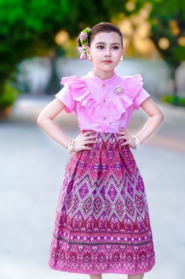 ชุดไทยเด็กหญิง setเสื้อกับกระโปรง รูปที่ 3