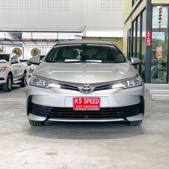 Toyota Altis 2018 1.6 G Sedan เบนซิน ไม่ติดแก๊ส เกียร์อัตโนมัติ เทา รูปที่ 2