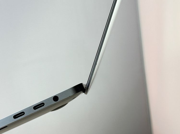 MacBook Pro Touch Bar i7 รหัส H ตัวแรง (2016 15-inch) (NB1228) รูปที่ 2