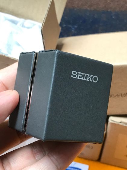 ฐานรองโชว์นาฬิกา SEIKO 5 กล่องๆล่ะ 2ชิ้น รูปที่ 3