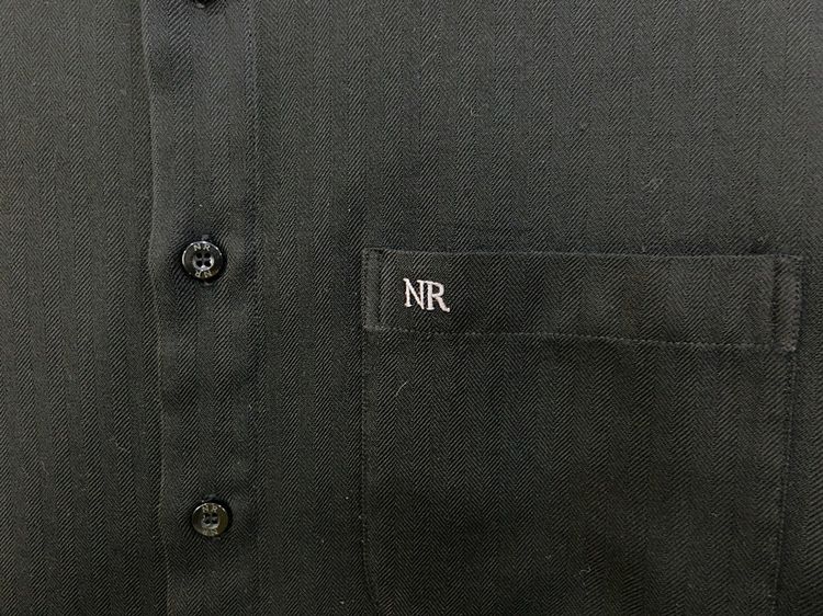 NINA RICCI PARIS แท้ อก43 เสื้อเชิ๊ตแขนยาวสีดำคลาสสิกสปอต รูปที่ 3