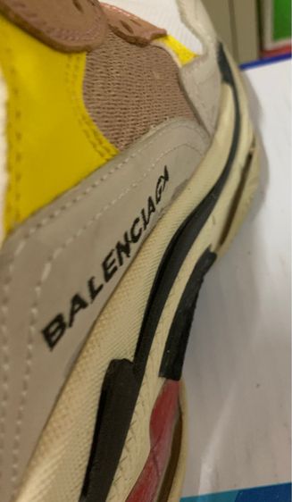 รองเท้า ทรง บาเลนเซียก้า Triple S เบอร์ 38 มีร่องรอยแตกด้านข้างด้วยขายตามสภาพ รูปที่ 6