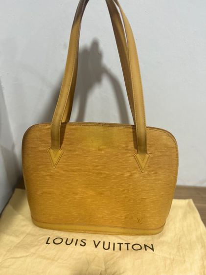 Louis Vuitton epi yellow  รูปที่ 1