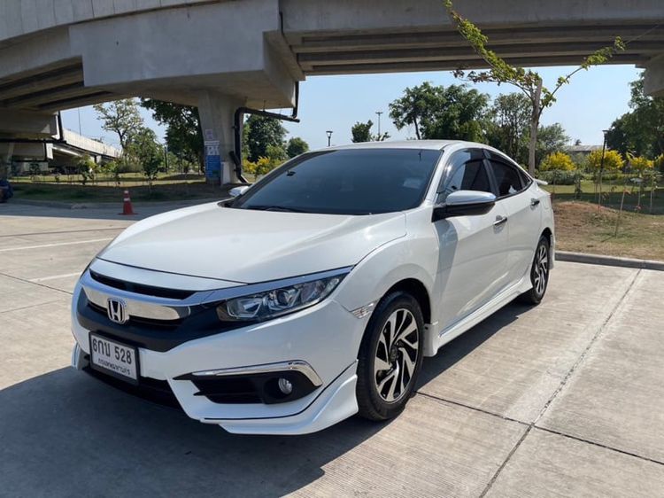 Honda Civic 2016 1.8 EL i-VTEC Sedan เบนซิน ไม่ติดแก๊ส เกียร์อัตโนมัติ ขาว