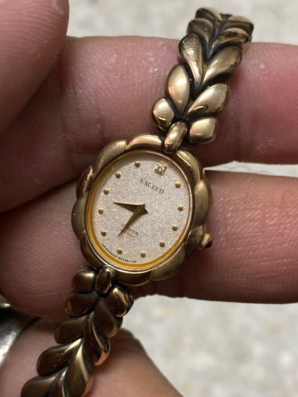 นาฬิกายี่ห้อ CITIZEN  ควอทซ์ เลดี้ เงินแท้925ชุบทอง  สายยาว 6 นิ้วครึ่ง 2200฿ รูปที่ 2