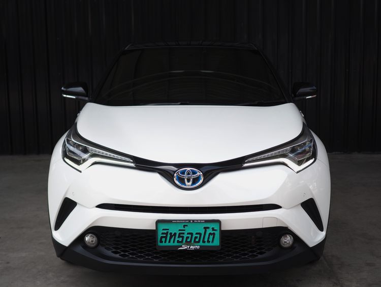 Toyota C-HR 2019 1.8 HV Mid Utility-car ไฮบริด ไม่ติดแก๊ส เกียร์อัตโนมัติ ขาว รูปที่ 2