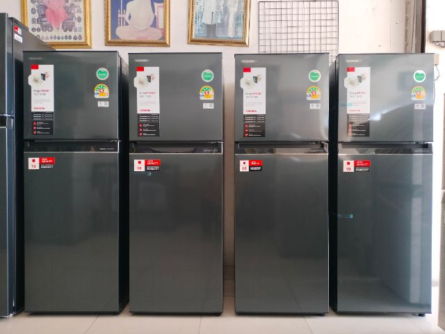 ตู้เย็น 2 ประตู toshiba ระบบ inverter 8.2 คิวเป็นสินค้าใหม่ยังไม่ผ่านการใช้งานประกันศูนย์ราคา 5990 บาท รูปที่ 2