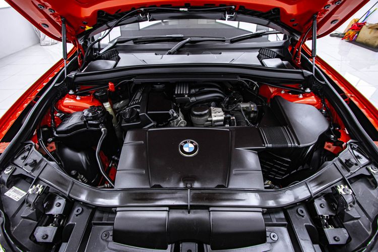 BMW X1 2014 2.0 sDrive18i Utility-car เบนซิน เกียร์อัตโนมัติ ส้ม รูปที่ 4