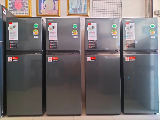 ตู้เย็น 2 ประตู toshiba ระบบ inverter 8.2 คิวเป็นสินค้าใหม่ยังไม่ผ่านการใช้งานประกันศูนย์ราคา 5990 บาท รูปที่ 3